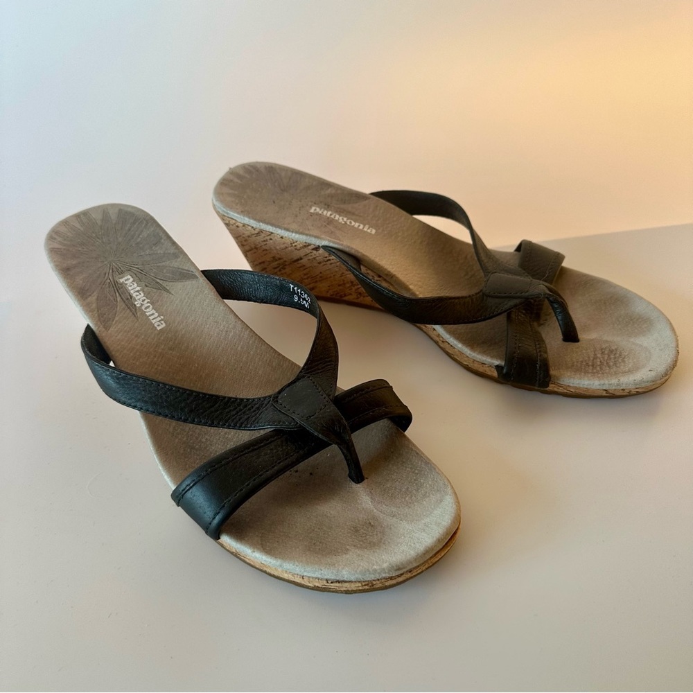 Patagonia Women’s Solimar Leather Cork Wedge Sandal Flip Flop Summer Heels 9.5